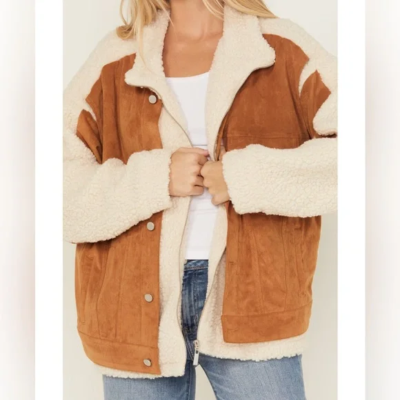 Blank NYC Two-Tone Teddy Jacket in Cream and Suede Brown. NWT - Picture 3 of 4